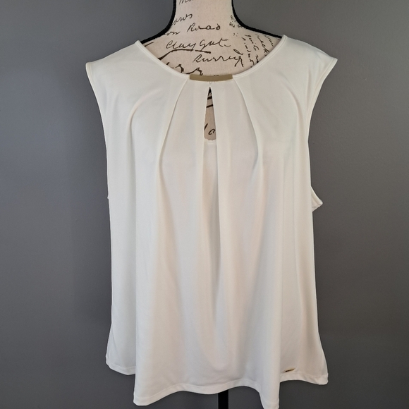 Calvin Klein Woman Plus 2X White Short Sleeve Blouse Gold Chain Accent Top - Picture 1 of 8